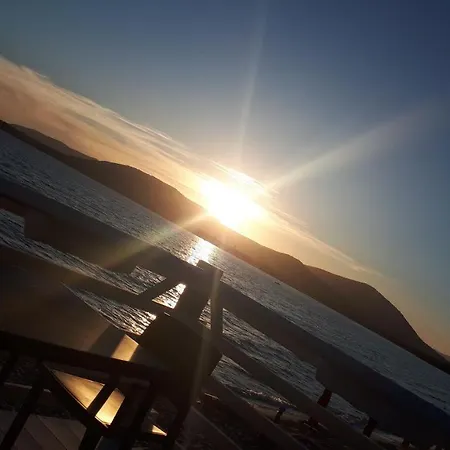 Orange Sunset, Seaview & Front Apartment *