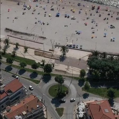 Appartamento Orange Sunset, Seaview & Front